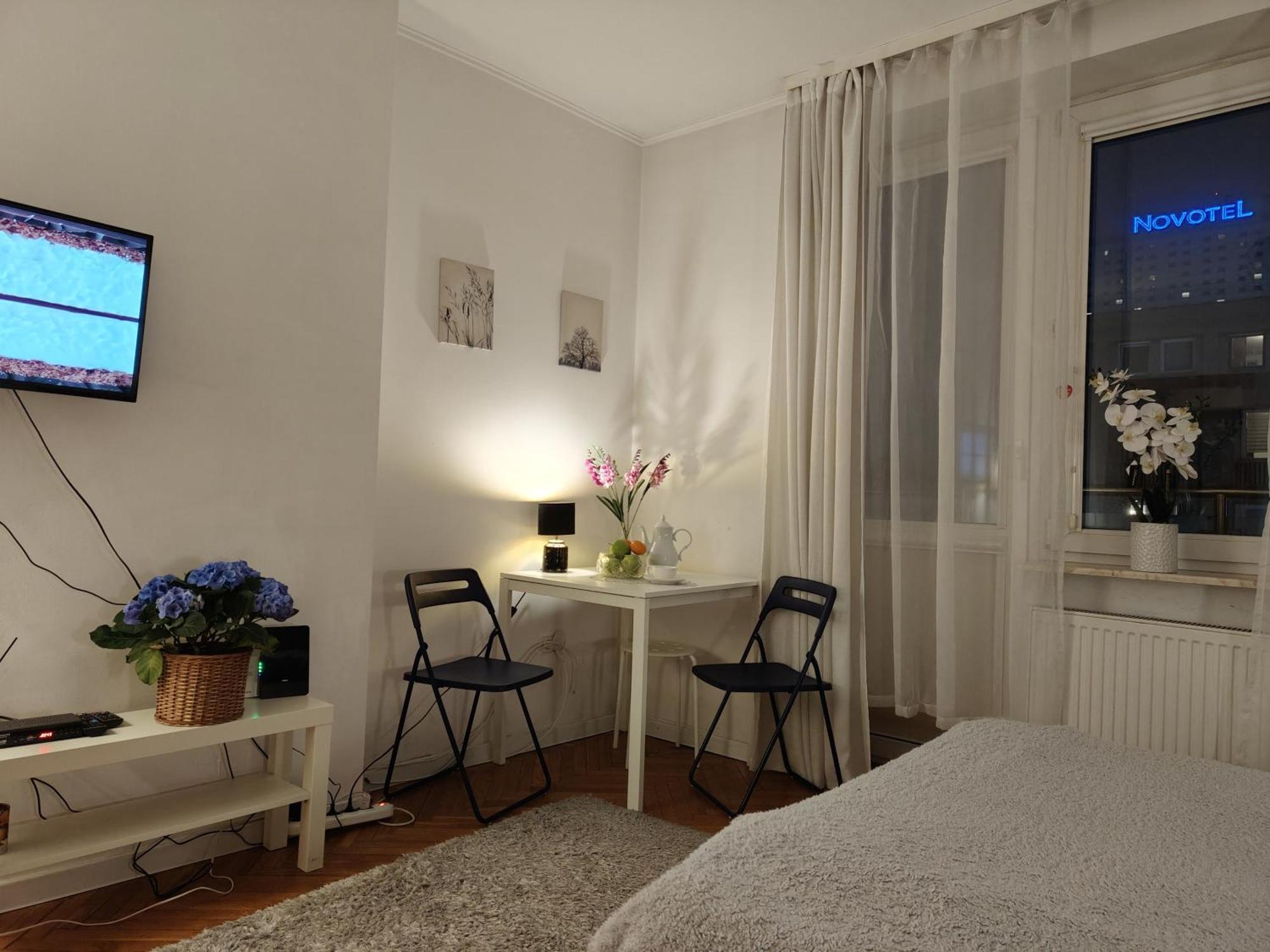 ורשה Central Studio Apartments מראה חיצוני תמונה