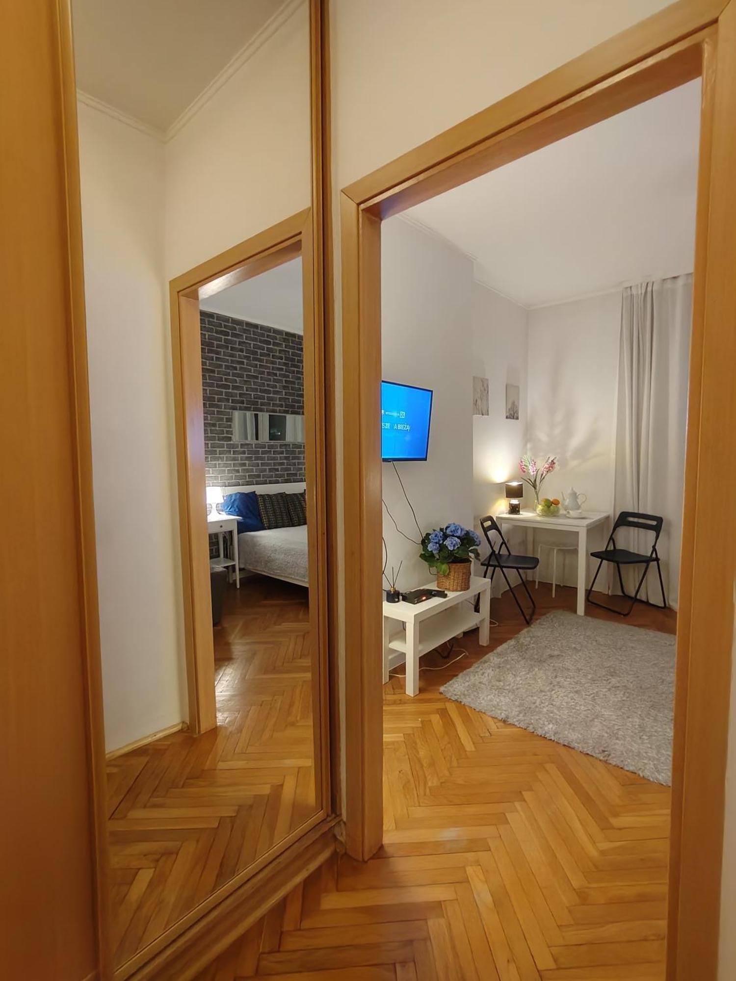 ורשה Central Studio Apartments מראה חיצוני תמונה